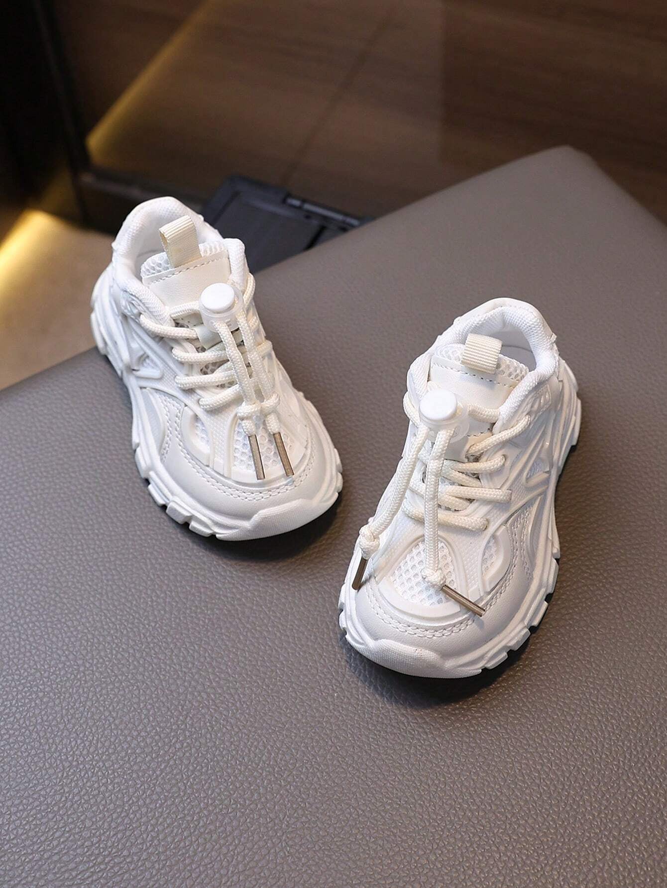 1Pair Of Soft Bottom Solid Color Mesh Fabric Sneakers, Breathable, Anti-Slip, Fashionable Baby Shoes