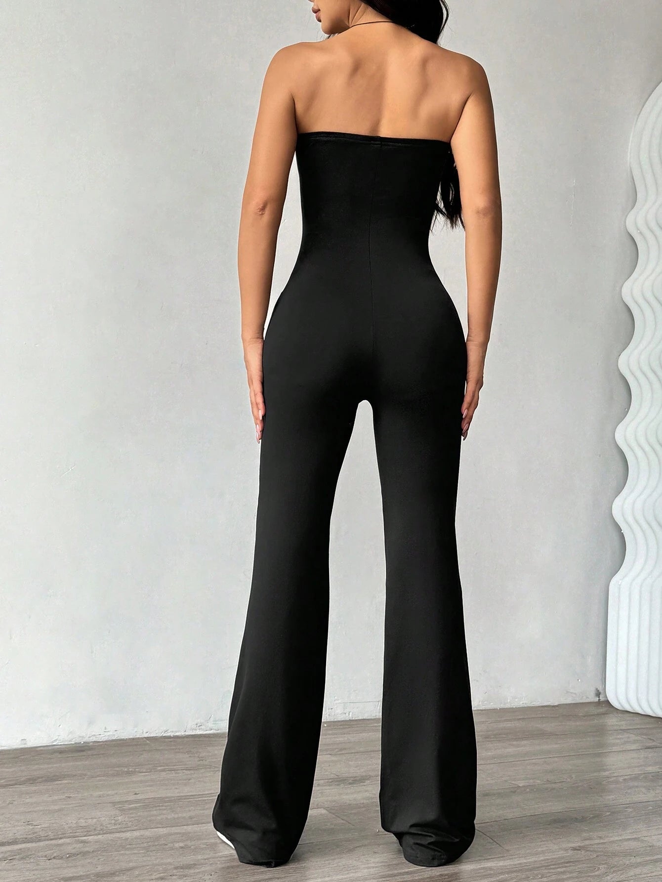Midnight Cutout Muse