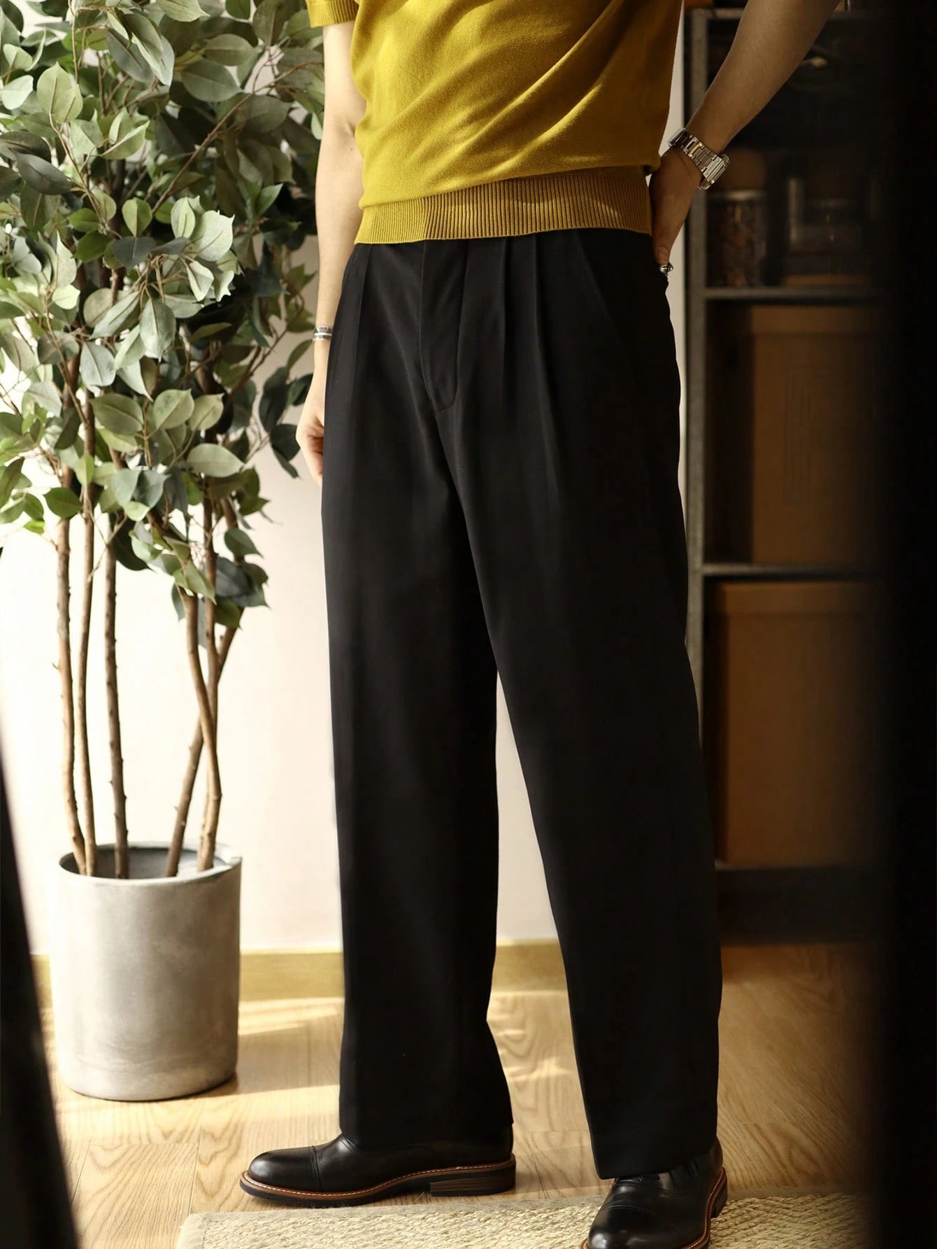 Men's Crease Resistant Straight Leg Dress Pants