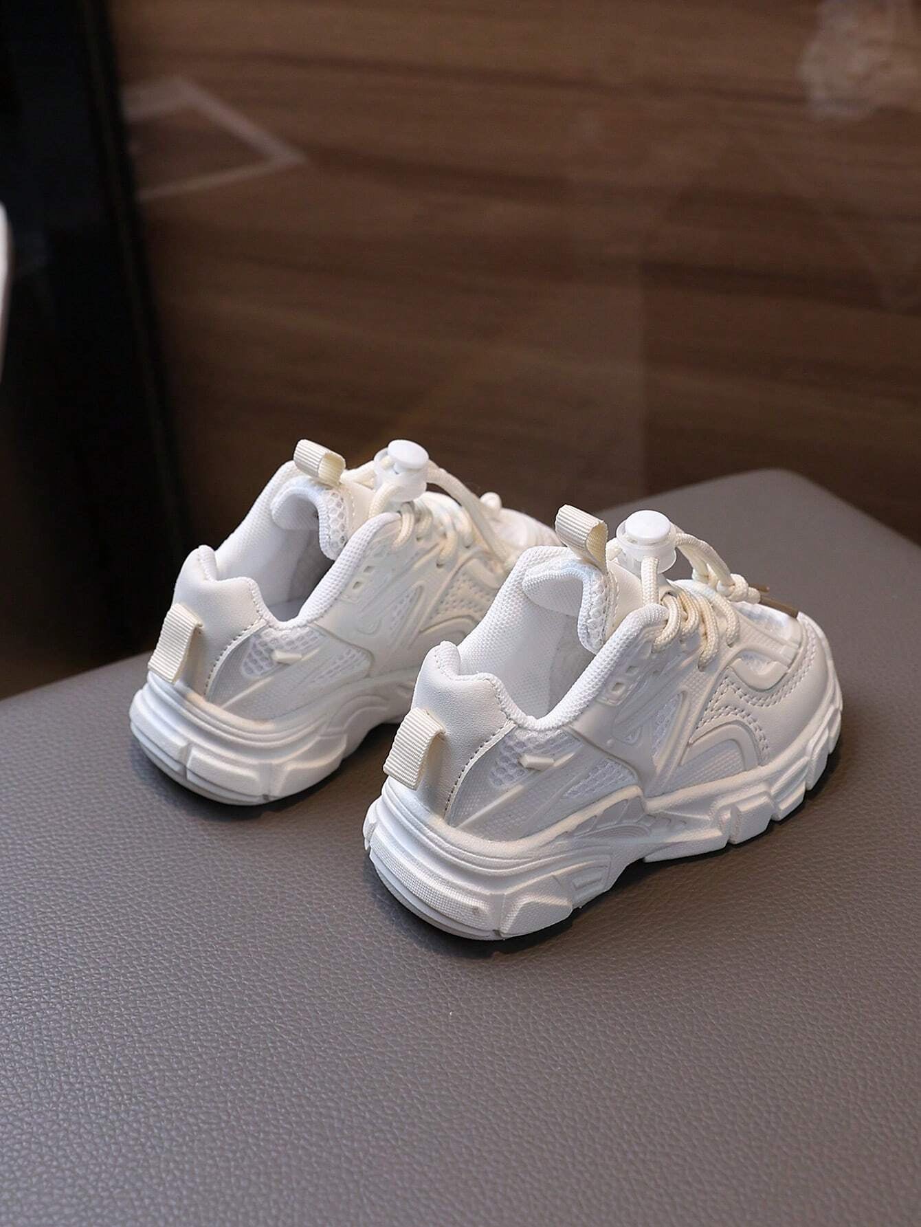1Pair Of Soft Bottom Solid Color Mesh Fabric Sneakers, Breathable, Anti-Slip, Fashionable Baby Shoes