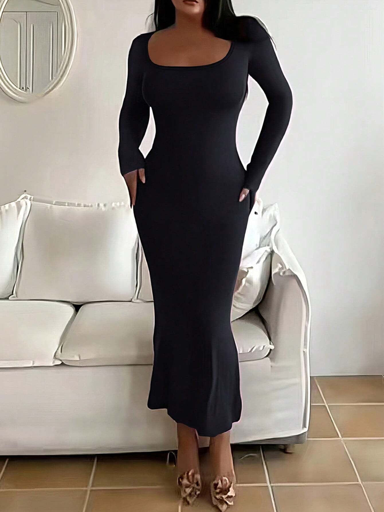 Solid Scoop Neck Bodycon Dress 