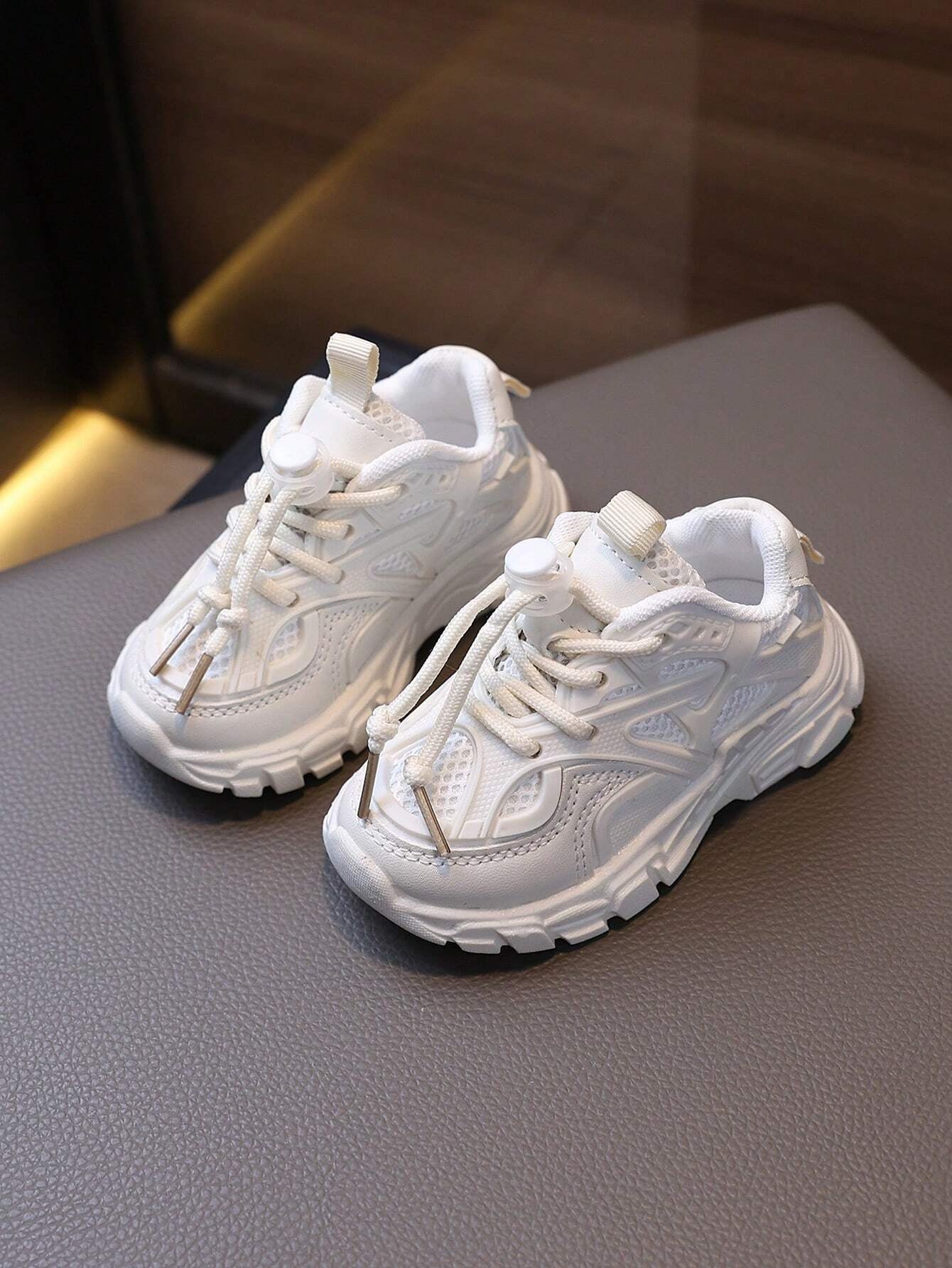 1Pair Of Soft Bottom Solid Color Mesh Fabric Sneakers, Breathable, Anti-Slip, Fashionable Baby Shoes