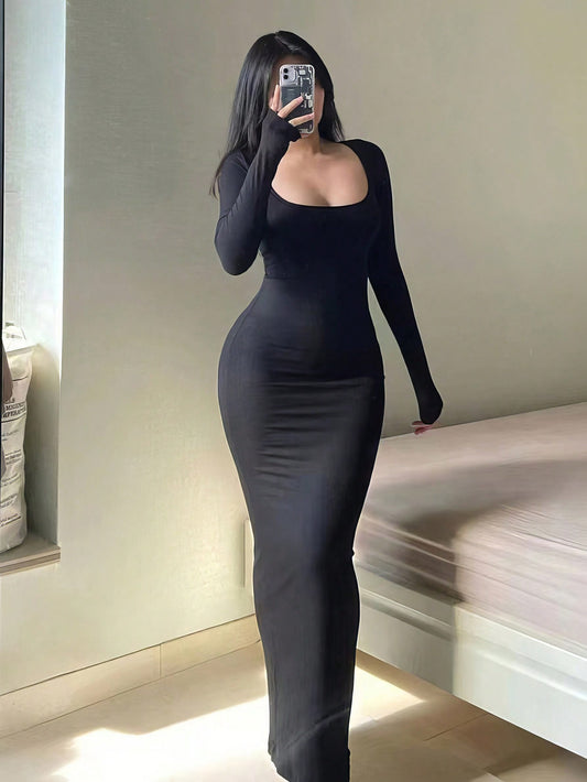 Solid Scoop Neck Bodycon Dress 