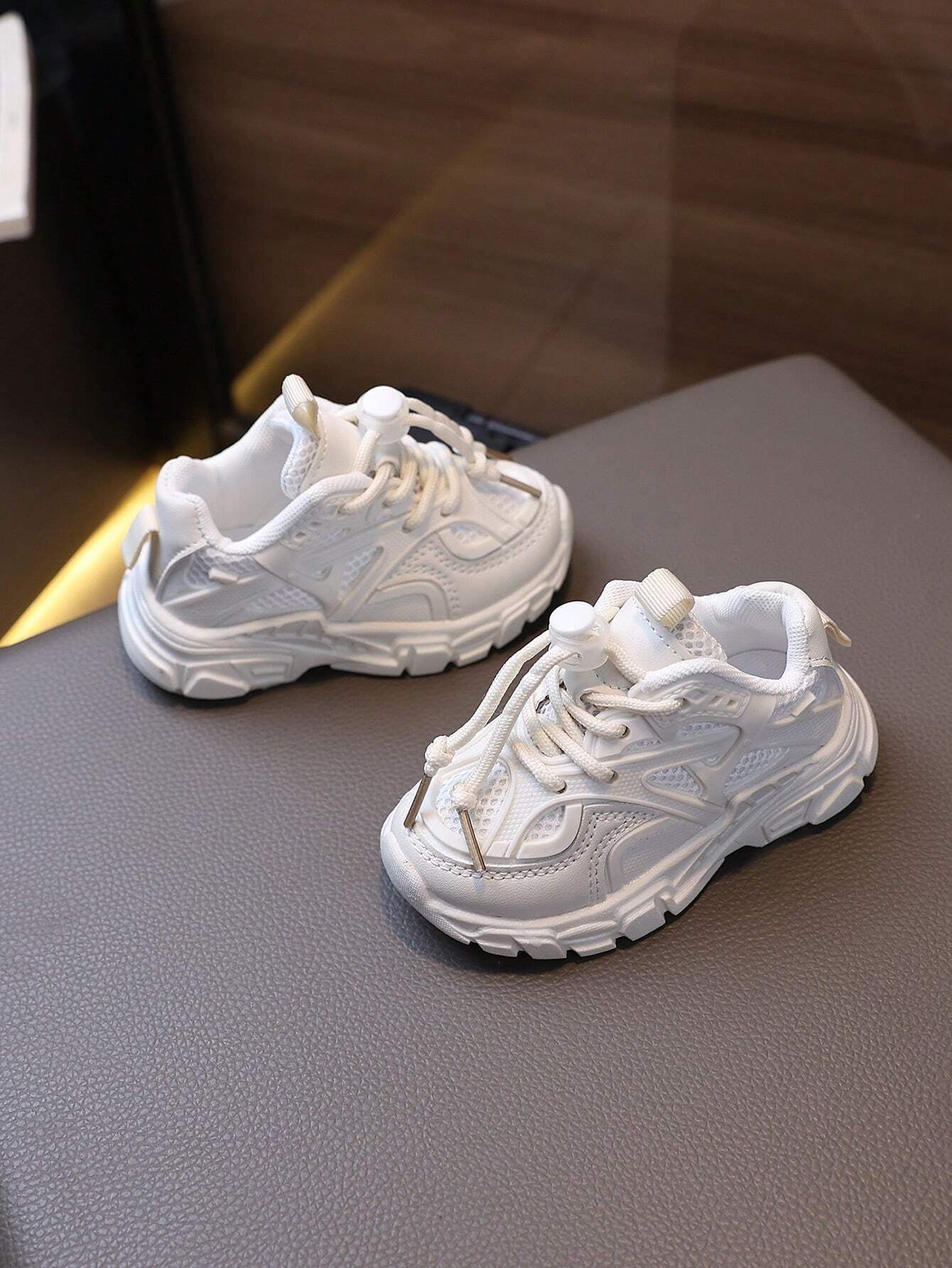 1Pair Of Soft Bottom Solid Color Mesh Fabric Sneakers, Breathable, Anti-Slip, Fashionable Baby Shoes